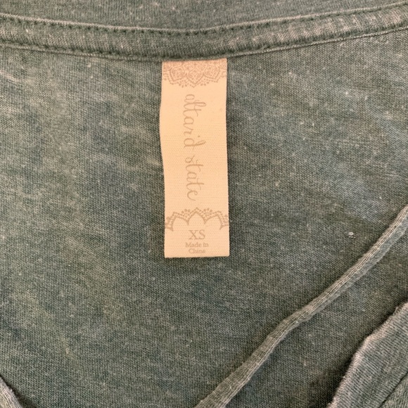 Altard State top - Picture 2 of 2